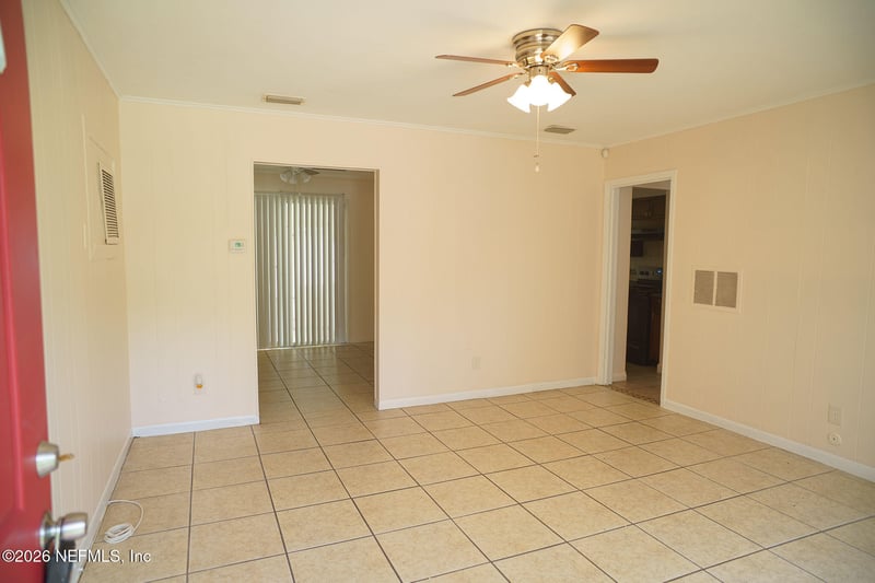 3024 Dalehurst Dr W, Jacksonville, FL 32277