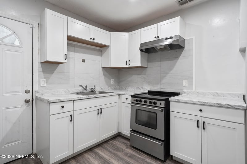 3024 W 1st St W, Jacksonville, FL 32254