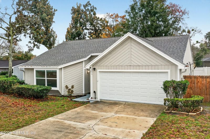 3035 Hampstead Dr, Jacksonville, FL 32225