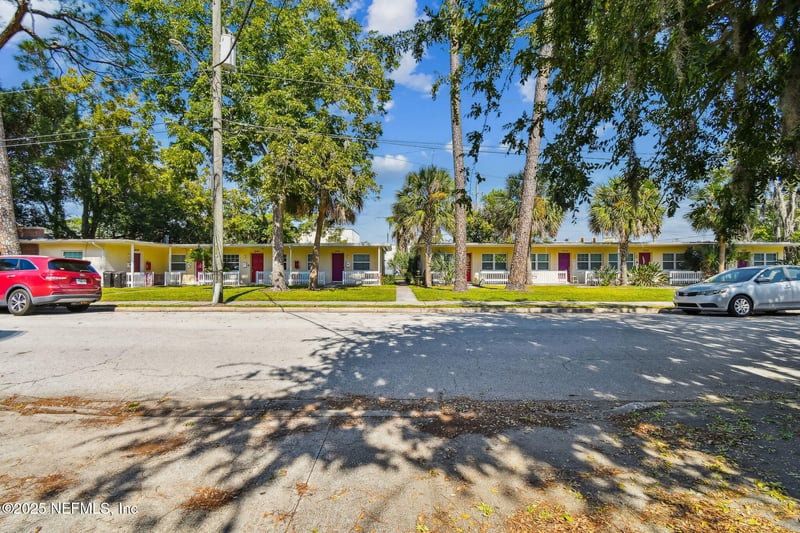 3039 Belden St, Jacksonville, FL 32207