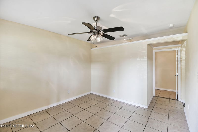 3039 Belden St, Jacksonville, FL 32207