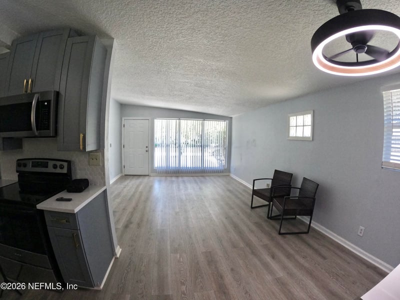 3039 Lorman Dr, Jacksonville, FL 32223