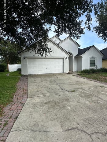 3040 Tower Oaks Dr, Orange Park, FL 32065