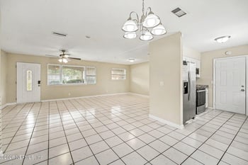 3043 Scotty Dr, Jacksonville, FL 32216