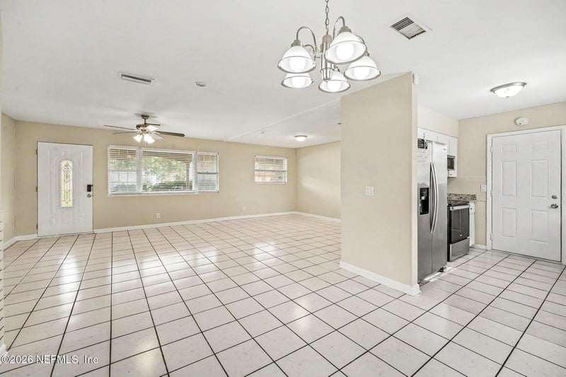 3043 Scotty Dr, Jacksonville, FL 32216