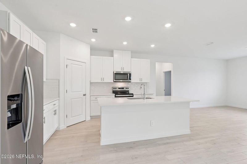 3047 Harden Dr, Jacksonville, FL 32218