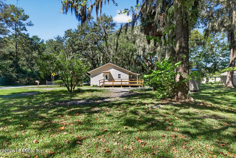 3049 Starratt Rd, Jacksonville, FL 32226