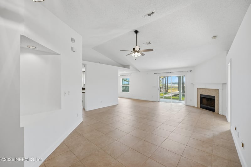 305 Island Landing Dr, St Augustine, FL 32095