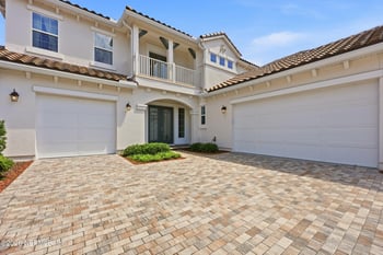 3053 Fiera Vista Dr, Jacksonville, FL 32246
