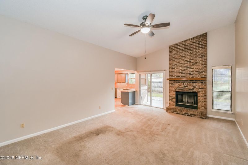 3056 Bridgeview Dr, Jacksonville, FL 32216