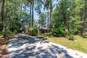 3057 Shady Dr, Jacksonville, FL 32257