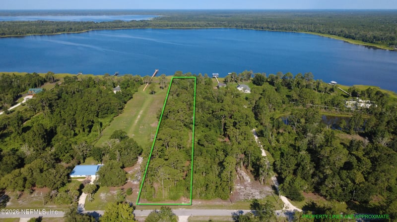306 Lakeshore Dr, Starke, FL 32091