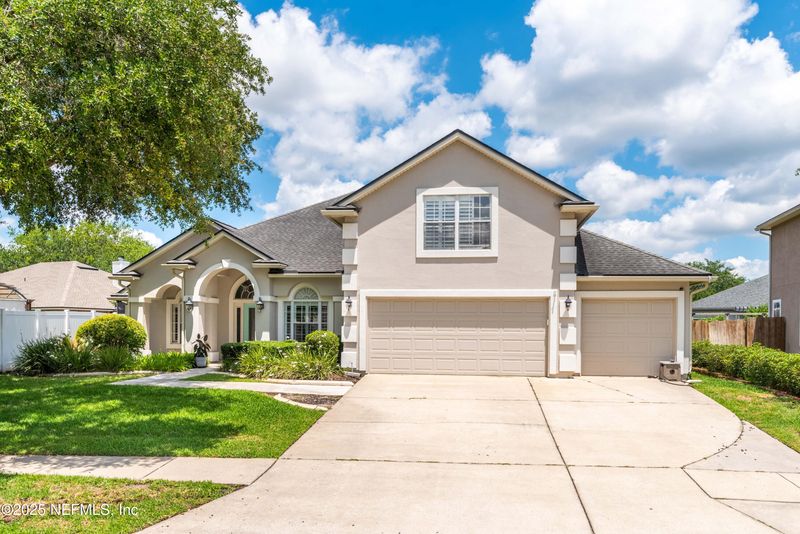 3070 Hawksmore Dr, Orange Park, FL 32065
