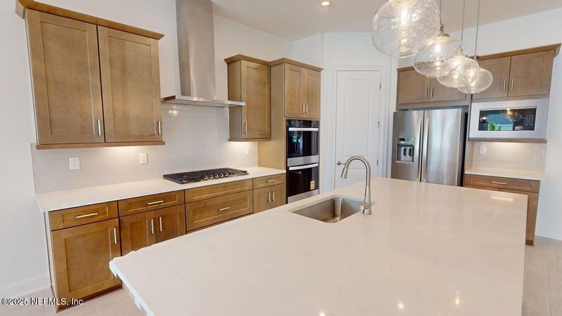 308 Palomar Dr, St Johns, FL 32259