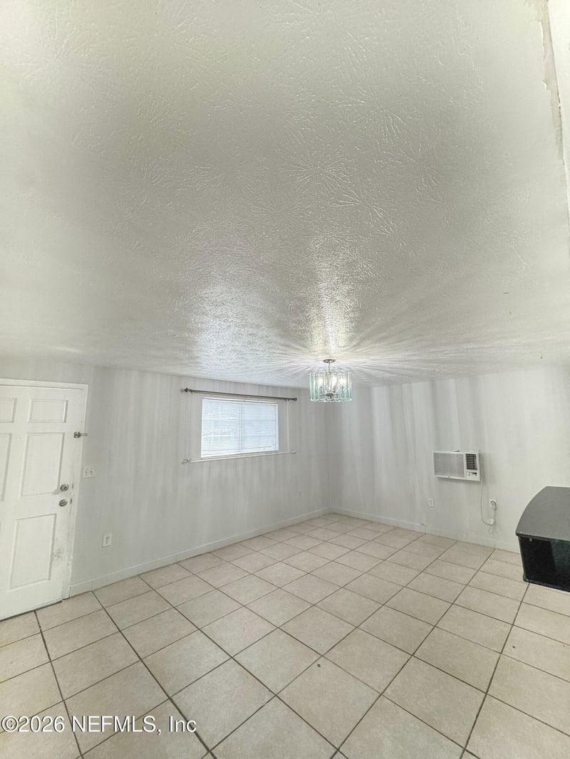 3081 Bessent Rd, Jacksonville, FL 32218