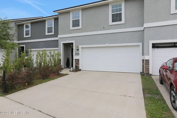 3083 Zeyno Dr, Middleburg, FL 32068