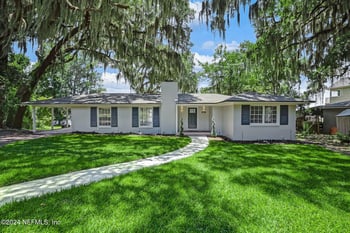 3087 Doctors Lake Dr, Orange Park, FL 32073