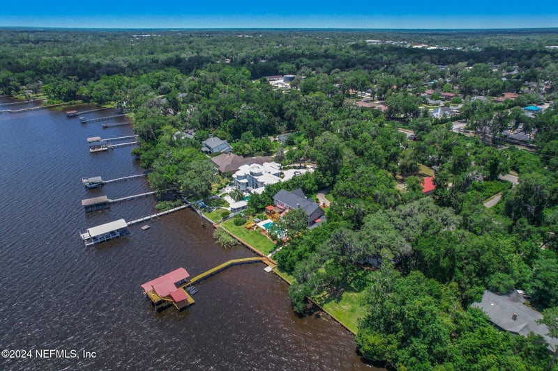 3087 Doctors Lake Dr, Orange Park, FL 32073