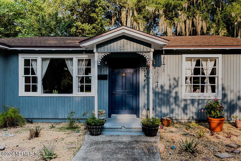 309 Sandra Rd, Jacksonville, FL 32211