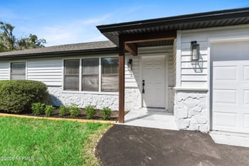 3095 Goose Creek Ln, Green Cove Springs, FL 32043