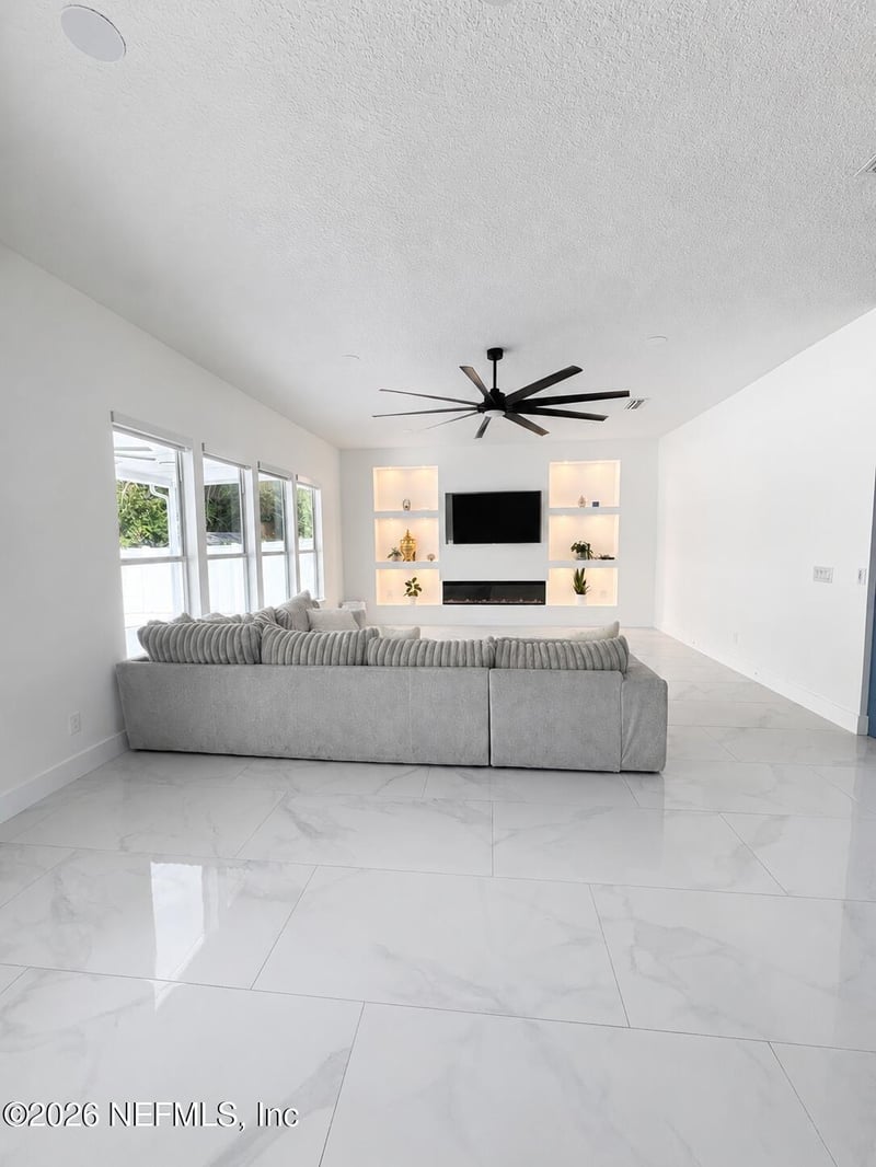 3101 Scenic Oaks Dr, Jacksonville, FL 32226