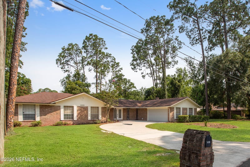 3102 Shady Dr, Jacksonville, FL 32257
