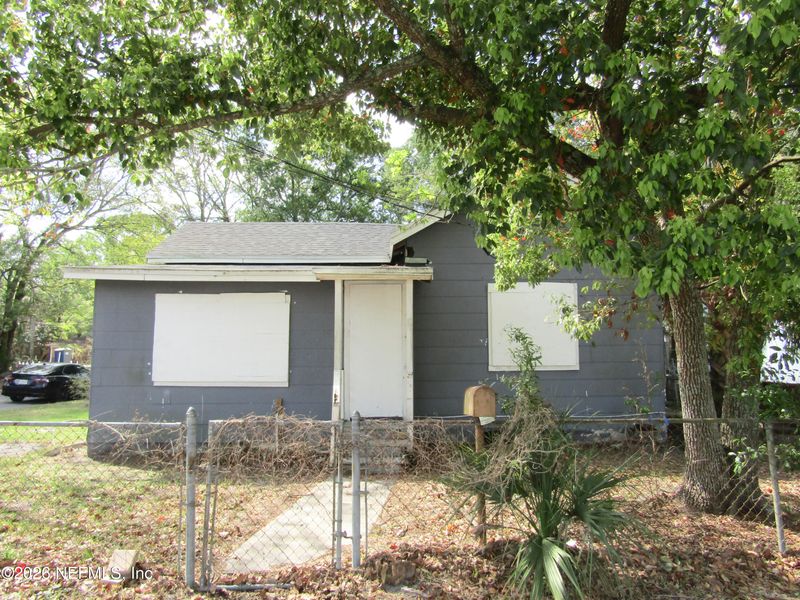 3102 Thomas St, Jacksonville, FL 32254