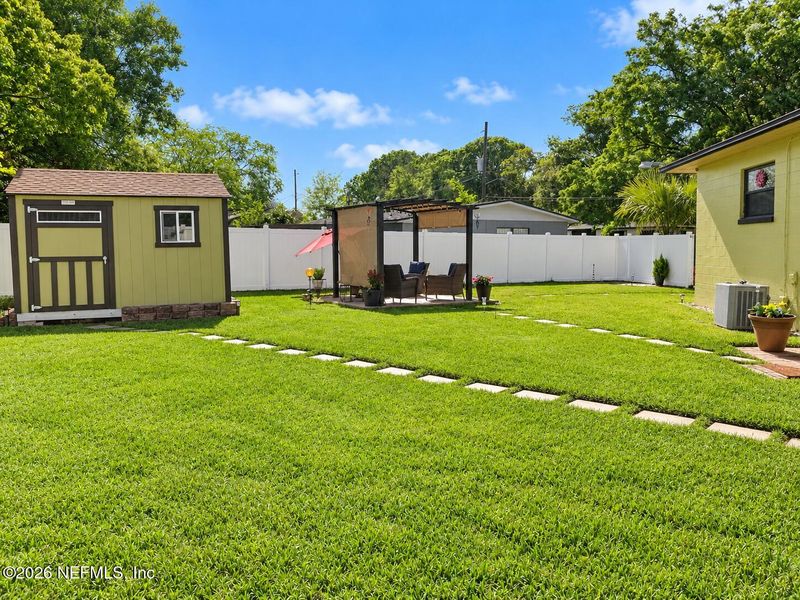 3102 Winton Dr, Jacksonville, FL 32208
