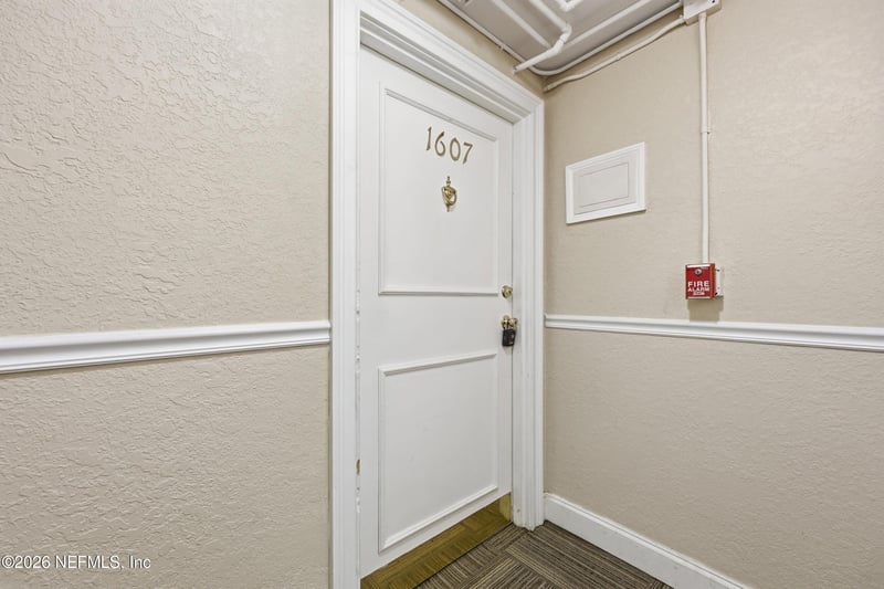 311 Ashley St #1607, Jacksonville, FL 32202