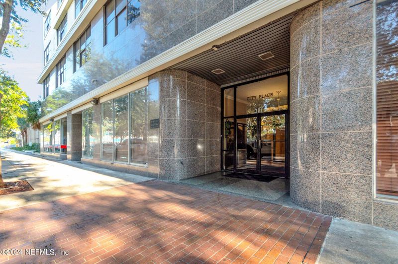 311 W Ashley St #612, Jacksonville, FL 32202