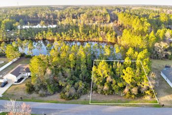 312 Crystal Lake Dr, St Augustine, FL 32084