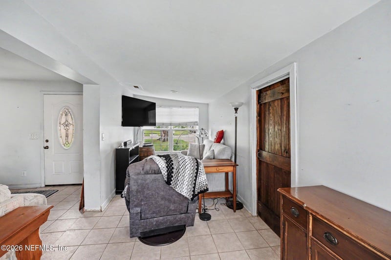 3133 Mandell Dr, Jacksonville, FL 32216