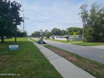 3139 Cesery Blvd, Jacksonville, FL 32277