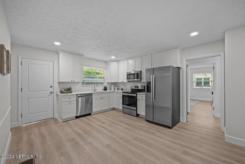 3142 Belden Cir, Jacksonville, FL 32207