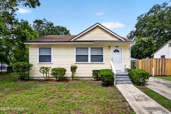 3157 4th Street Cir, Jacksonville, FL 32254