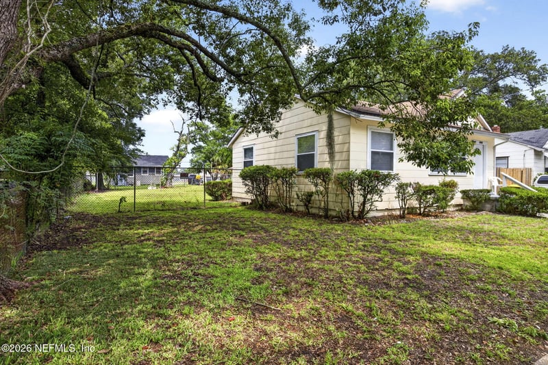3157 4th Street Cir, Jacksonville, FL 32254
