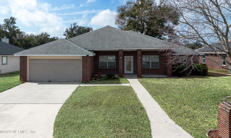 3174 Highland Grove Dr, Orange Park, FL 32065