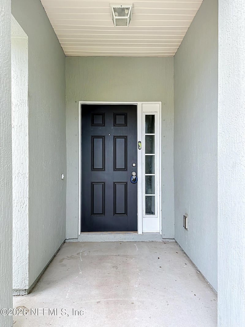 318 Candlebark Dr, Jacksonville, FL 32225