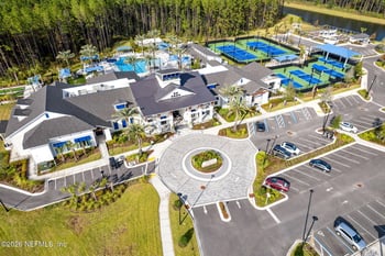 318 Tranquil Trail Cir, Yulee, FL 32097