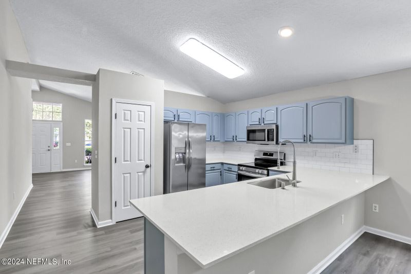 319 W Tropical Tc, St Johns, FL 32259