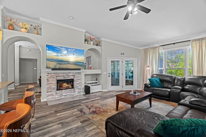 3196 Fireside Dr, Middleburg, FL 32068