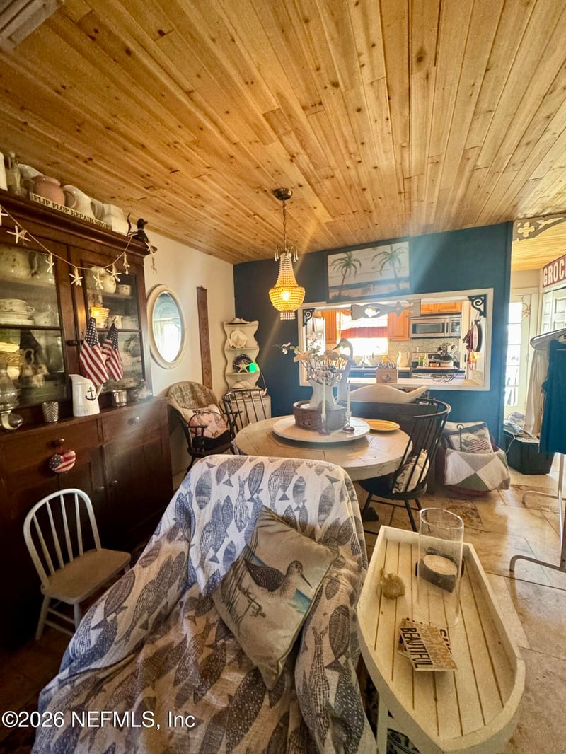 320 13th Ave, Jacksonville Beach, FL 32250