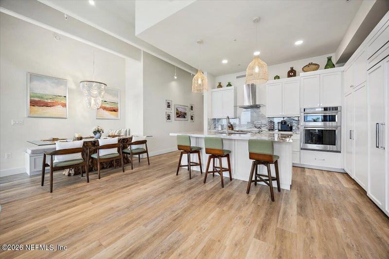 320 1st St N #805, Jacksonville Beach, FL 32250