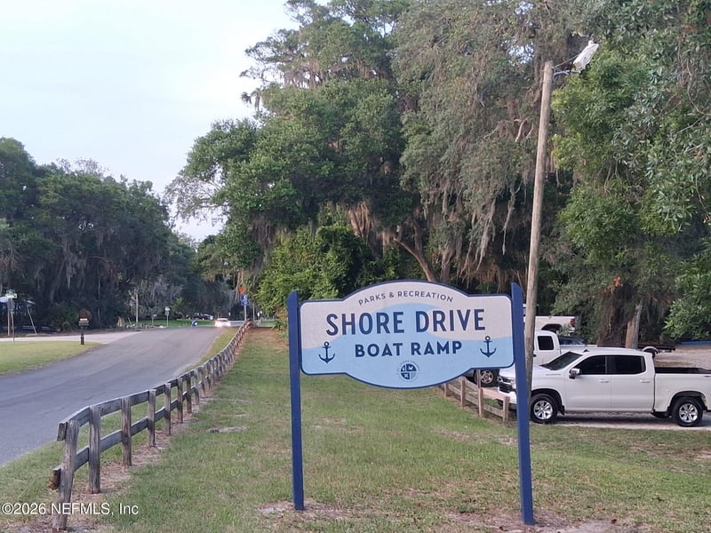 320 Lobelia Rd, St Augustine, FL 32086