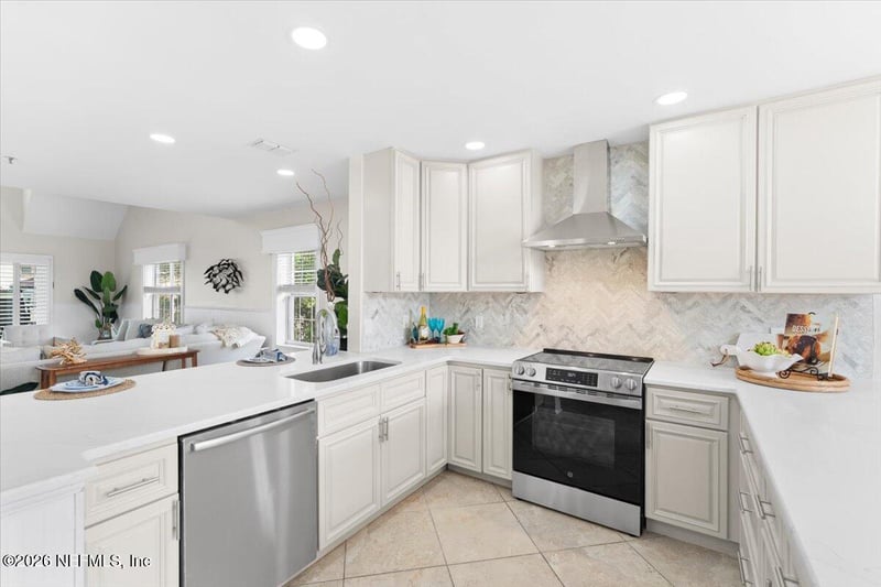 320 Village Dr #D, St Augustine, FL 32084