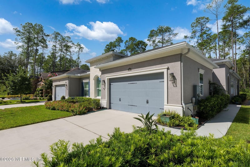 320 Wingstone Dr, Jacksonville, FL 32081