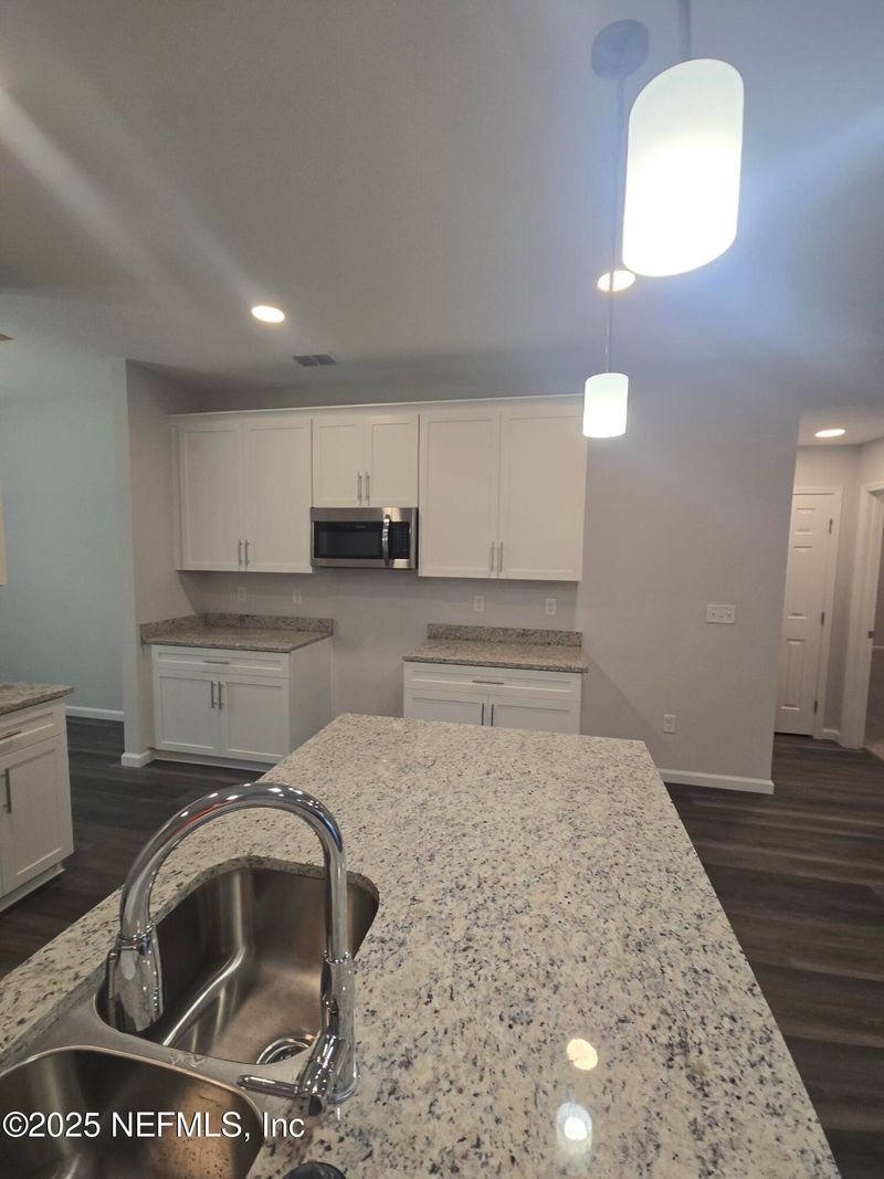 321 Sago Ave, Jacksonville, FL 32218