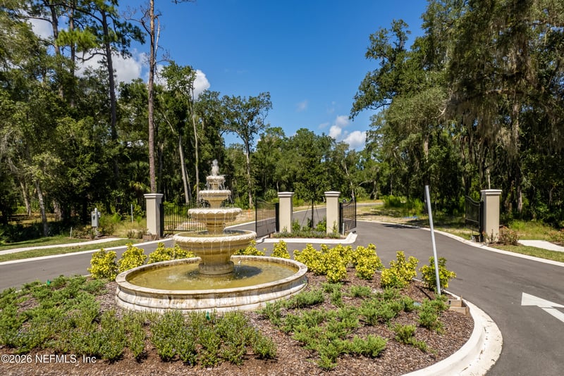 322 Canopy Hall Dr, St Augustine, FL 32095