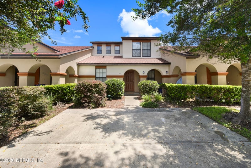 322 Redwood Ln, St Johns, FL 32259