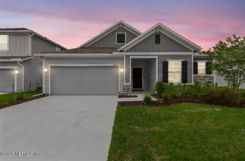 3240 Crocus Ln, Green Cove Springs, FL 32043